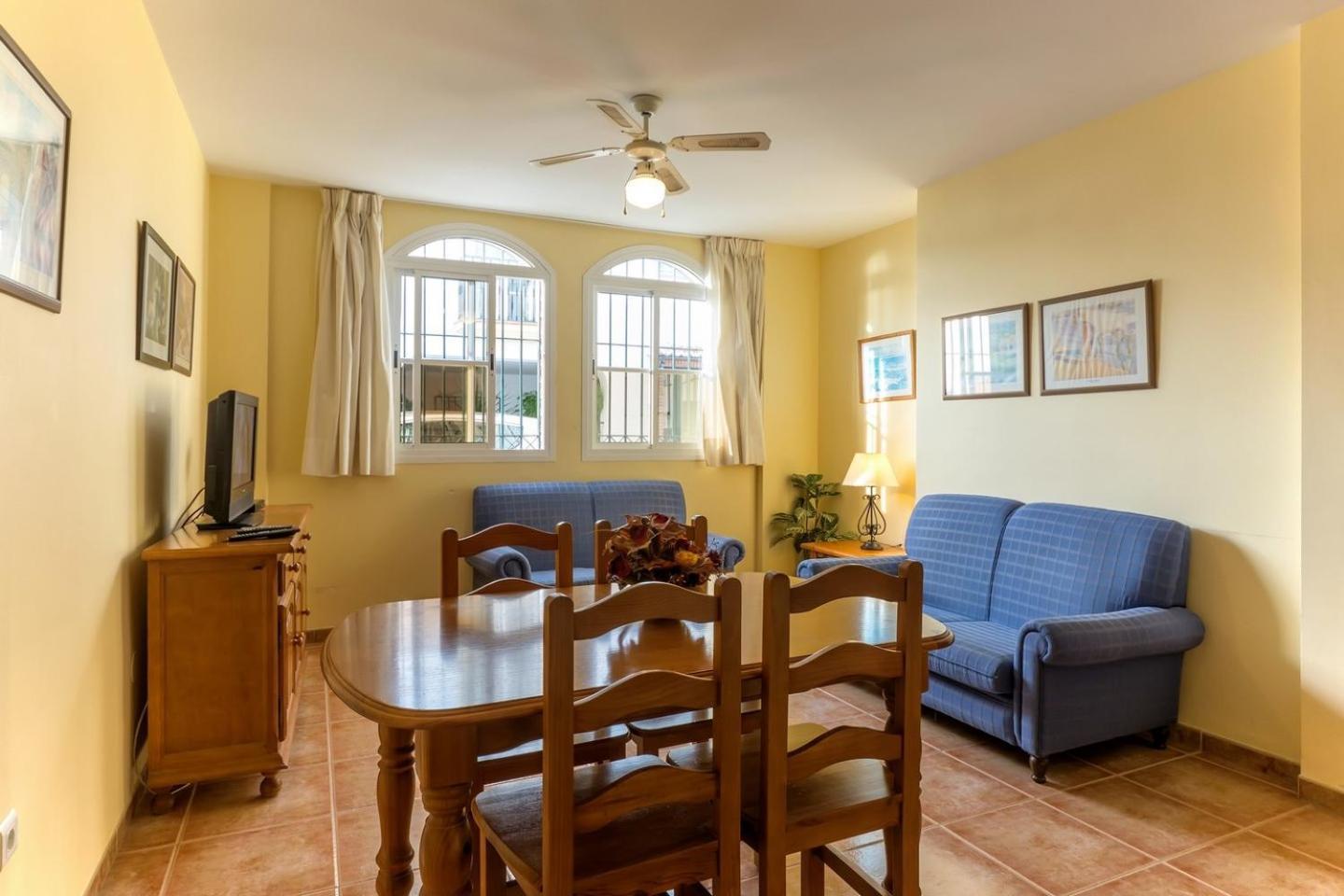 Apartamentos La Casa Del Barrio Маро Екстер'єр фото